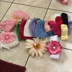 Lot of hair bands and hats for little baby girls